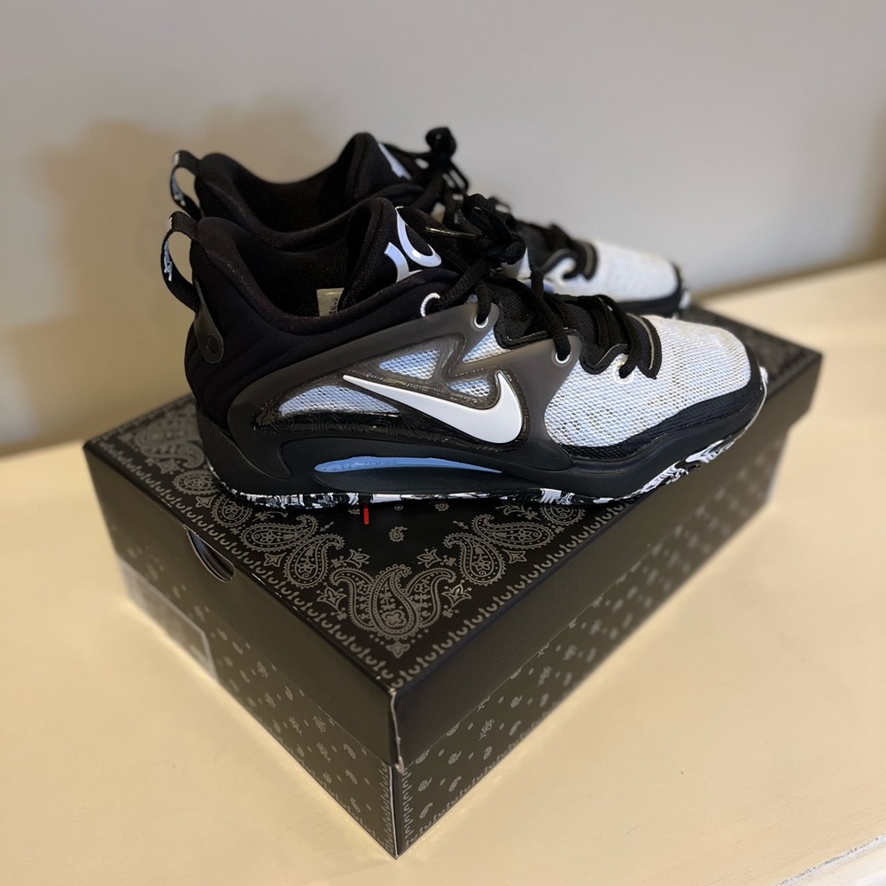 Nike KD15 Basketball Shoes - New